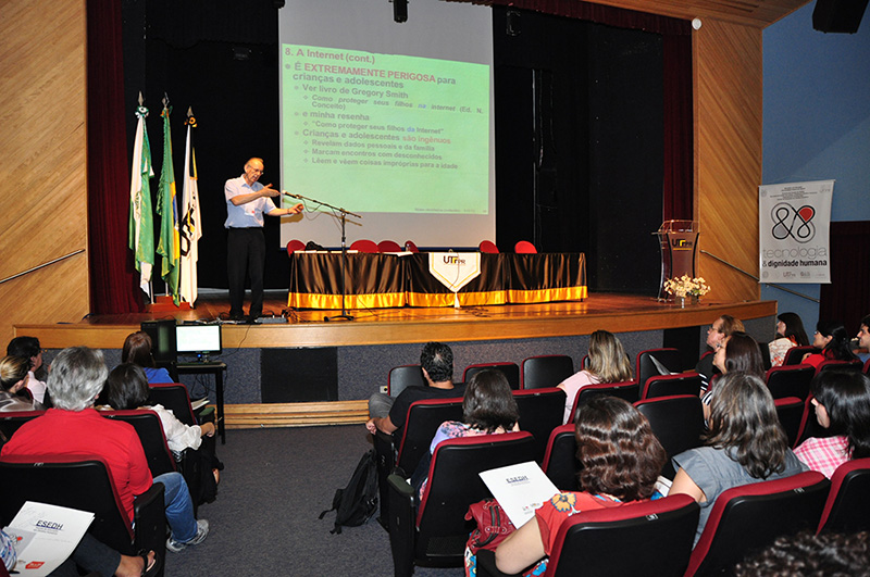 I Seminário Nacional Tecnologia & Dignidade Humana de 2012 — registro 12